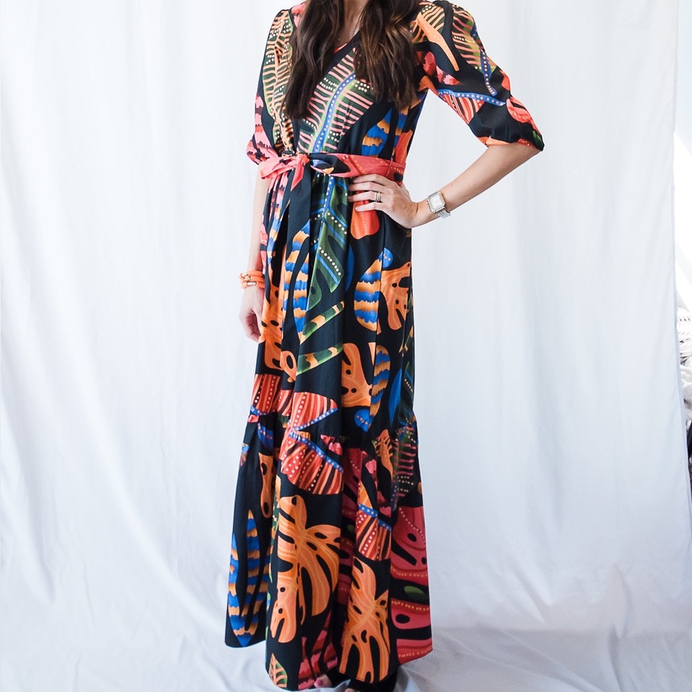 Vibrant Leaf Print Maxi Dress